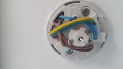 What kind of ceiling rose / pull cord switch is this? and where can I buy a replacement?