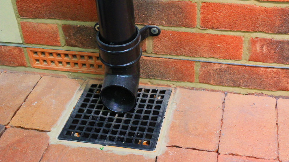 Identifying Foul And Surface Water Drainage Types Of Drainage DIY 