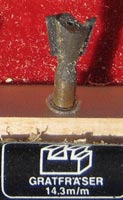 Wide dovetail joints with wide router bit