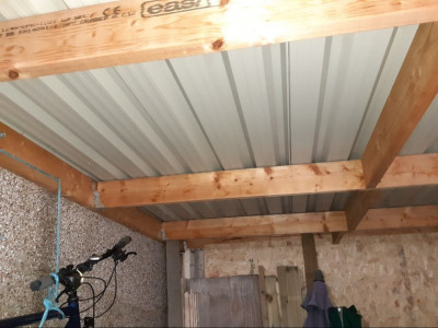 Shed ceiling 2.jpg