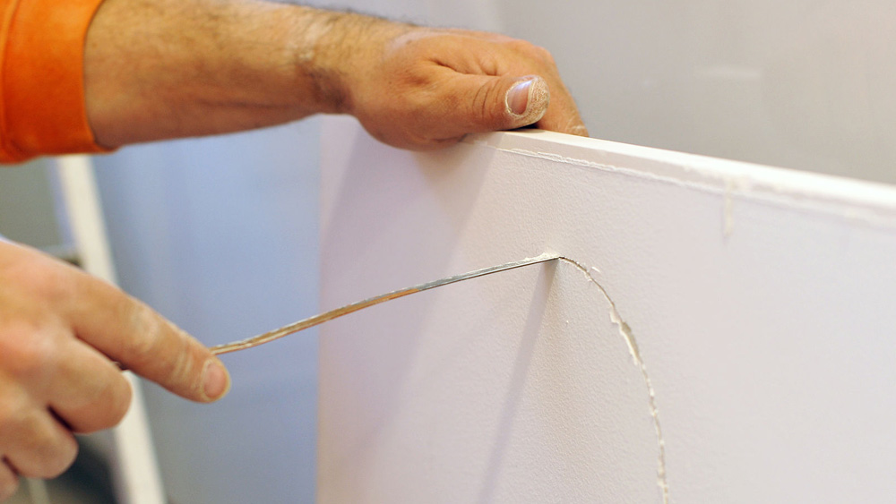 Cutting And Fixing Plasterboard How To Saw Plasterboard