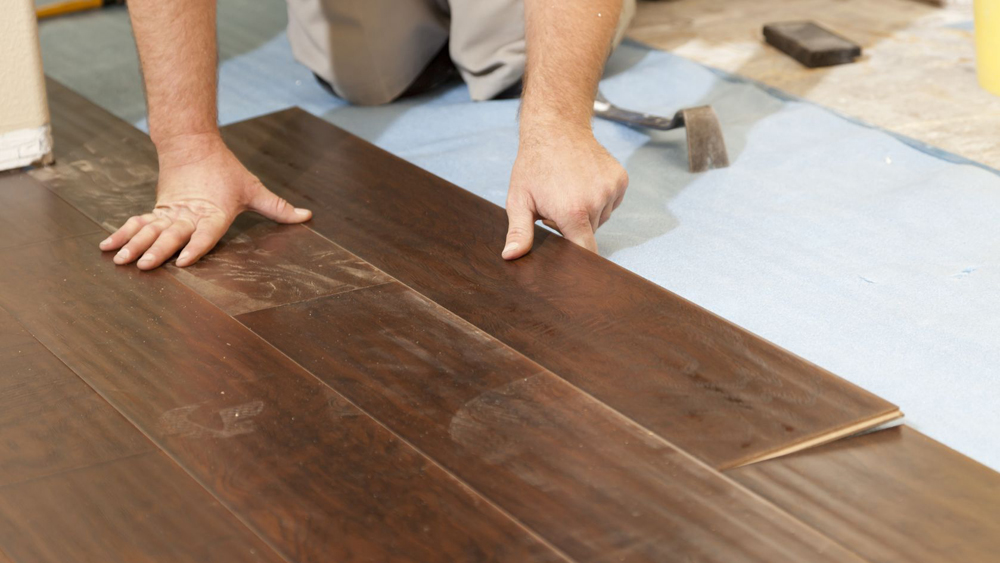 Laminate Flooring, How To Put Down Waterproof Laminate Flooring