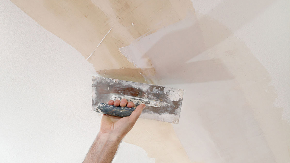 Repairing A Ceiling Hole Mending Holes In Plaster Ceilings Diy