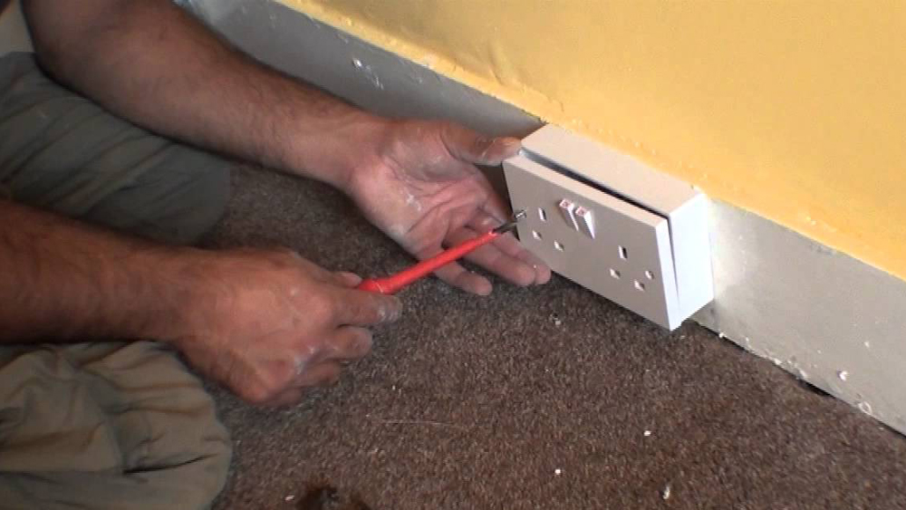 Spur Socket Advice on Electrical Spur Wiring Adding a Socket DIY