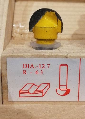 Core cutting router bit