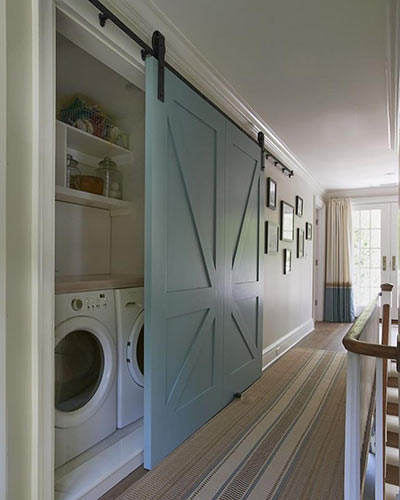 Alcove utility room