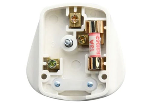 Standard 13amp fuse in a domestic plug