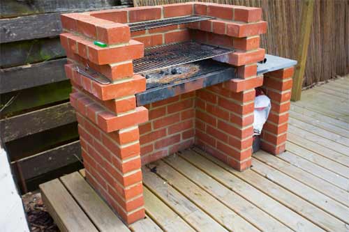 Brick bbq with table and warming rack