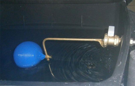 Float operated isolation valve