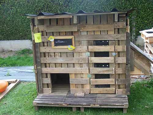 Chicken coop made from pallets
