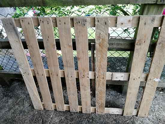 Cut roof pallet to size