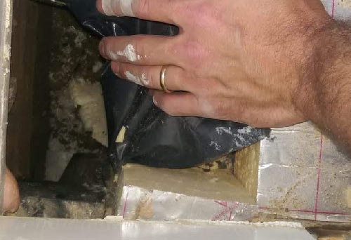 Bridged cavity gap