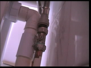 Isolation valve on water pipe