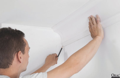 Marking a right hand internal mitre on coving