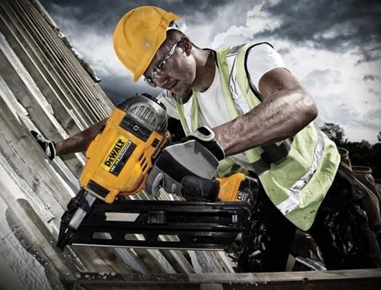 DeWalt Heavy duty nail gun