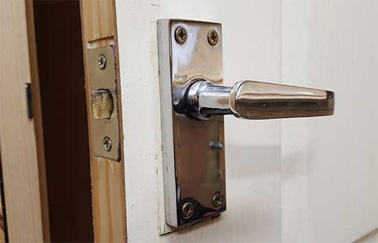 How To Fit A Mortice Latch Or Tubular Latch To An Internal