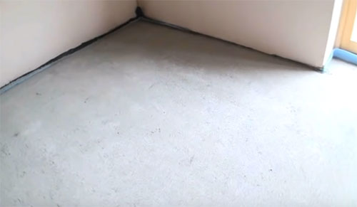 Traditionally screeded floor
