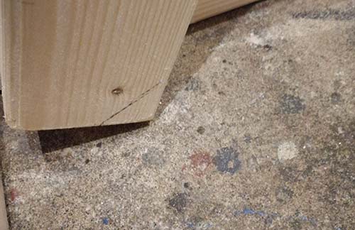 Mitred top of workbench legs