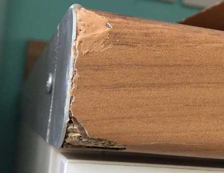 Breakout chips on laminate worktop