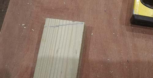 Angle marked on batten for cutting