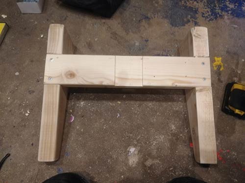 Horizontal mounting timber fixed into seat mounting timbers
