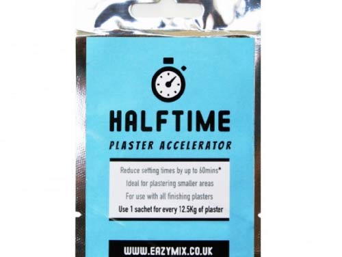 Halftime plaster accelerator for speeding up eth curing time of fresh plaster