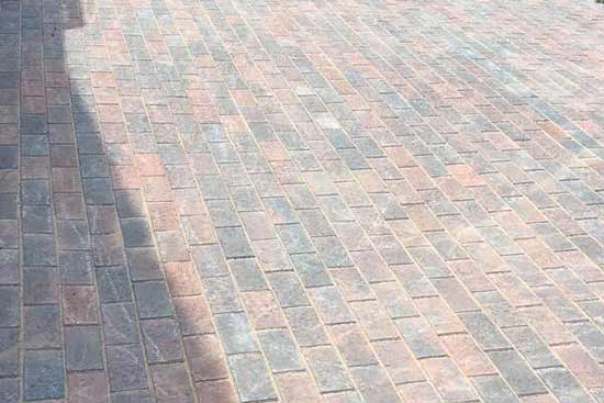 Dry pointed brick pavers