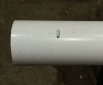 Mark cutting point on pipe