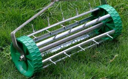 Grass aerator