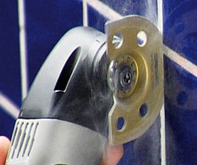 Using a Multitool to remove or rake out grout