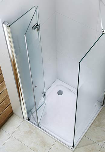 Bi-fold shower doors