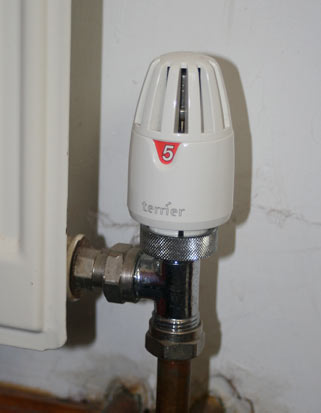 Thermostatic radiator valve set to high setting