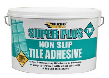 Non slip tiling adhesive