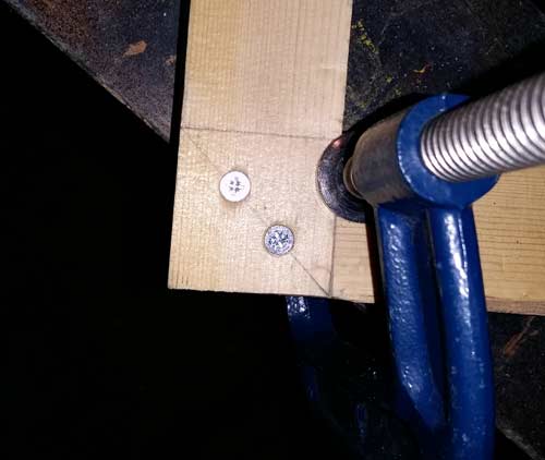 Clamp halved joints together for drilling and screwing