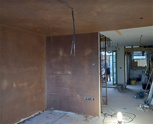 Freshly gypsum plastered walls and ceiling