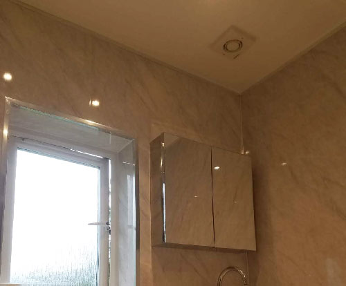 Extractor fan installed in zone 3