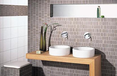 Bathroom tiled with mosaic tiles