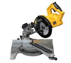 Cross cut mitre saw